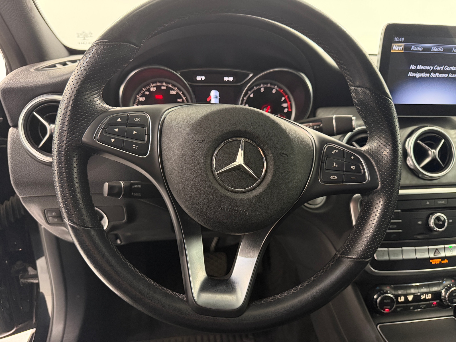 Thumbnail: 2019 Mercedes-Benz GLA - 4
