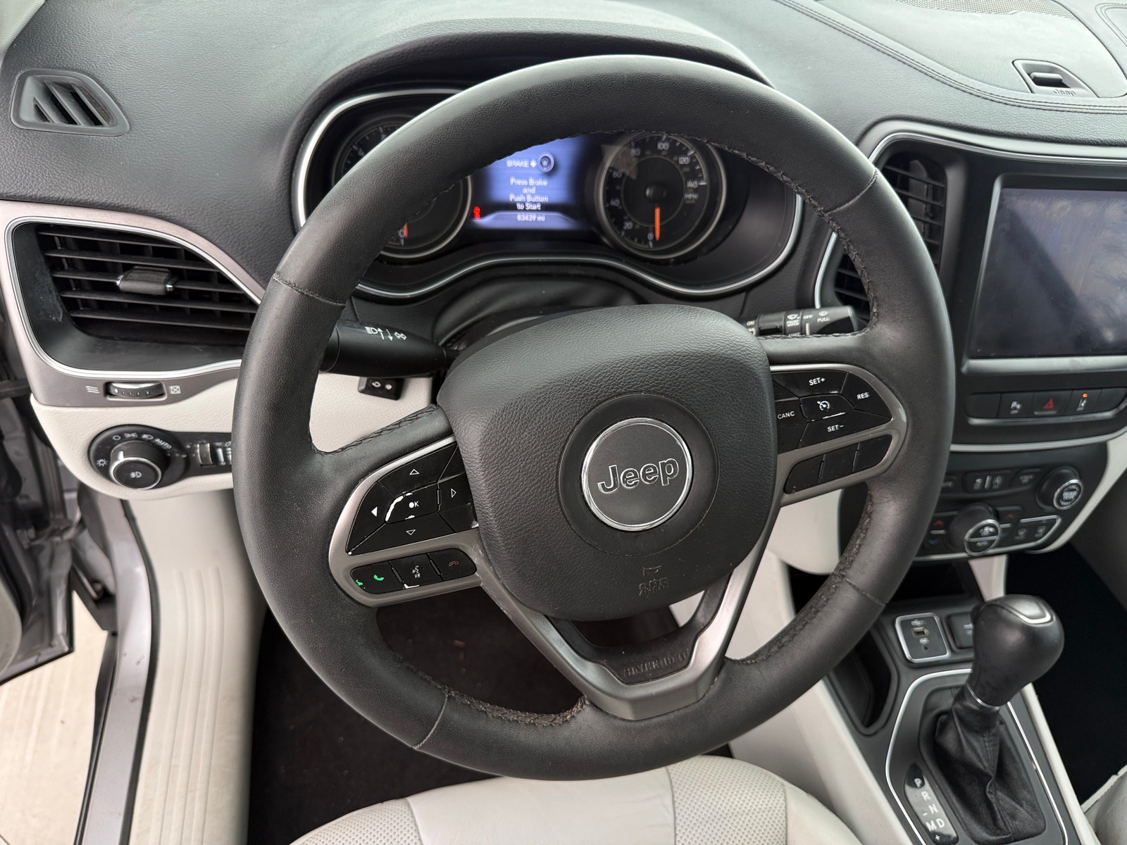 Thumbnail: 2021 Jeep Cherokee - 4