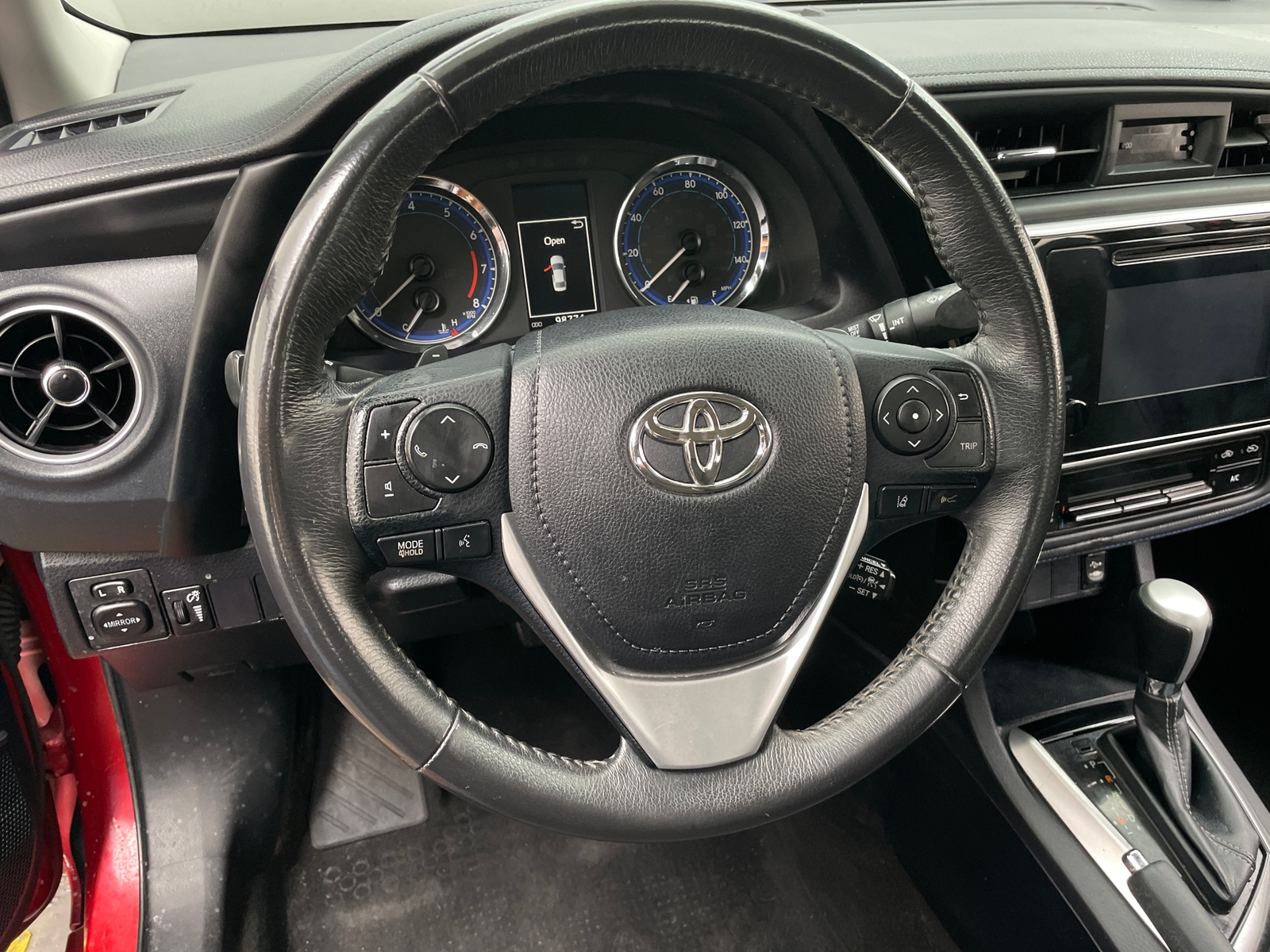 Thumbnail: 2018 Toyota Corolla - 4