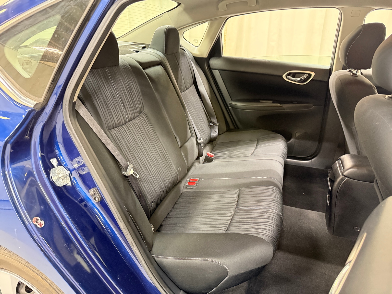 Thumbnail: 2017 Nissan Sentra - 6