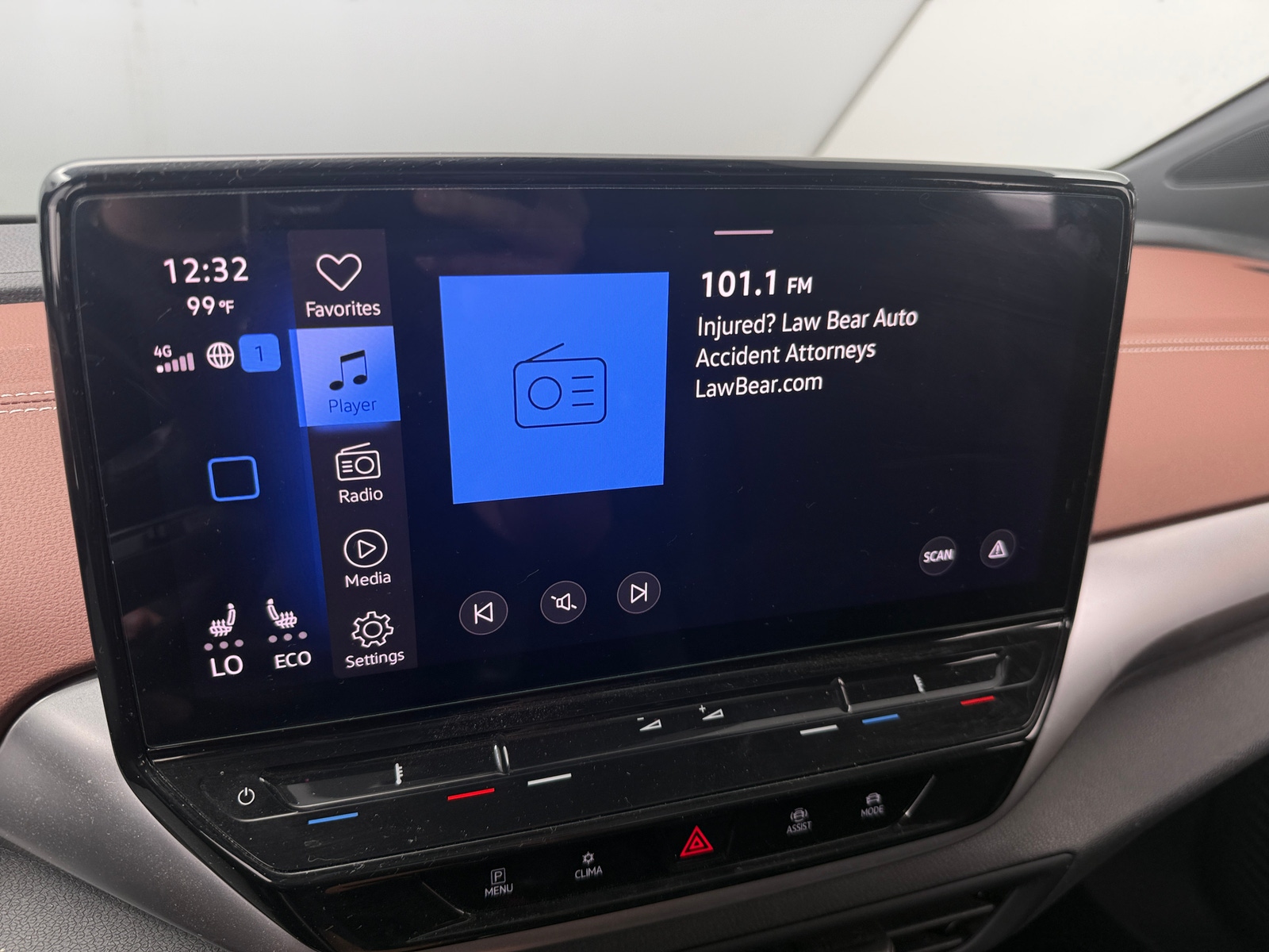 Thumbnail: 2021 Volkswagen ID.4 - 3