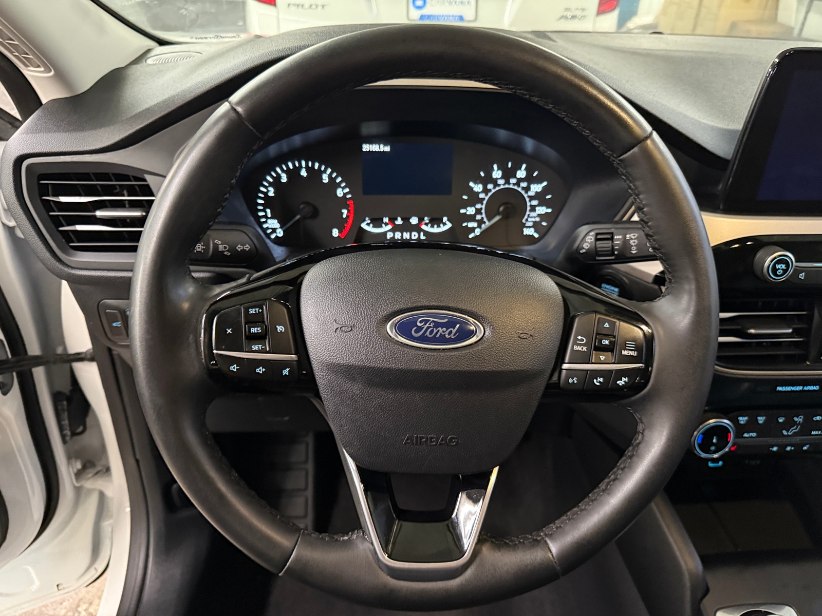 Thumbnail: 2022 Ford Escape - 4