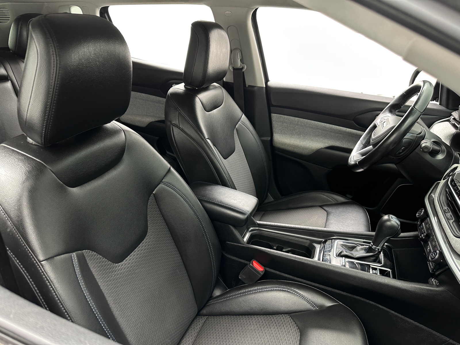 Thumbnail: 2022 Jeep Compass - 2