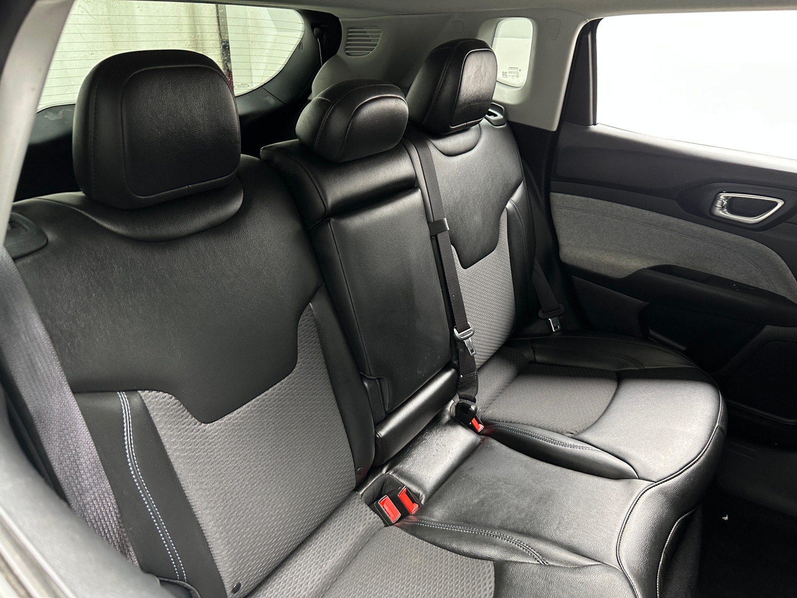 Thumbnail: 2022 Jeep Compass - 6