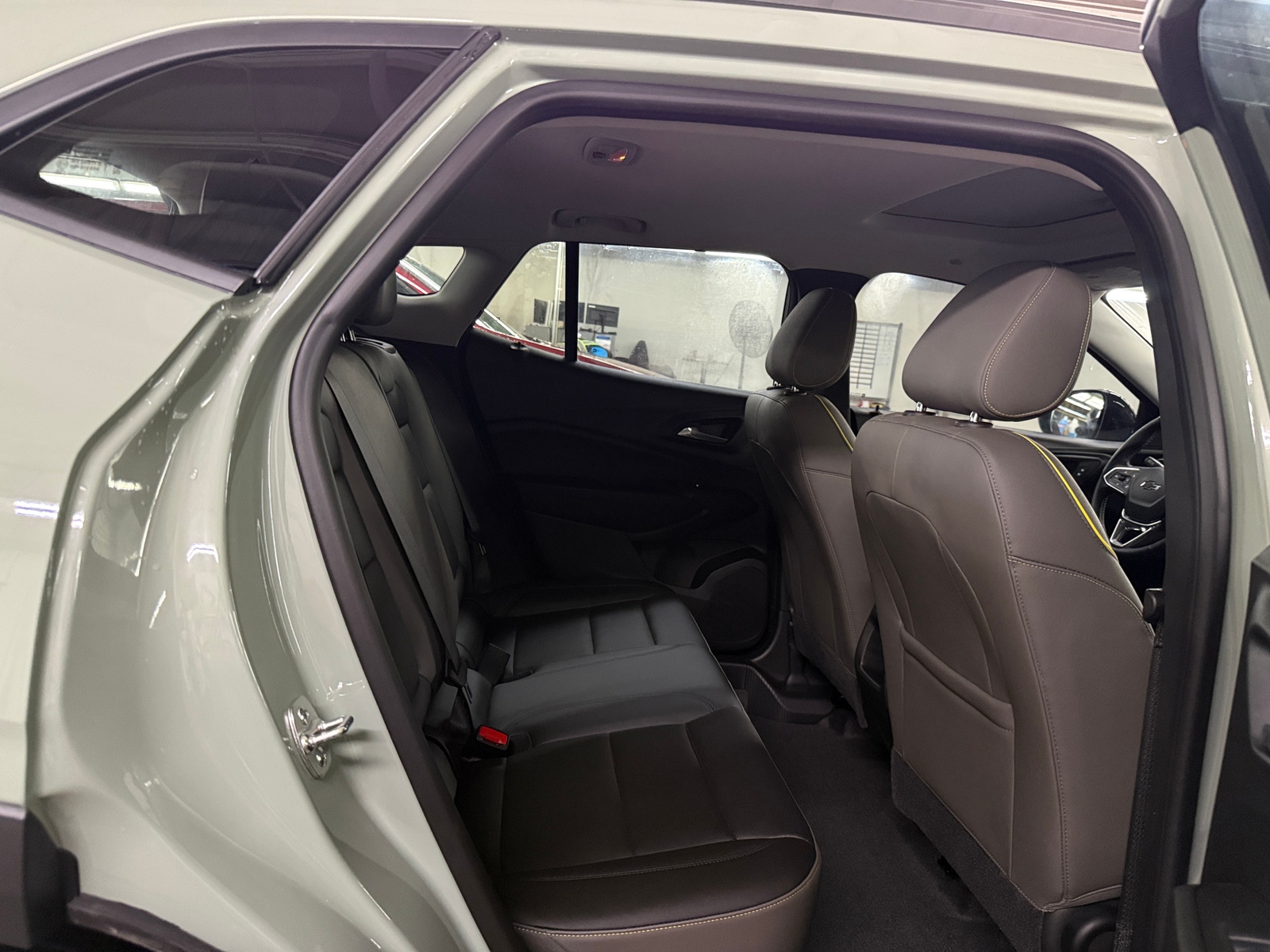 Thumbnail: 2025 Chevrolet Trax - 5
