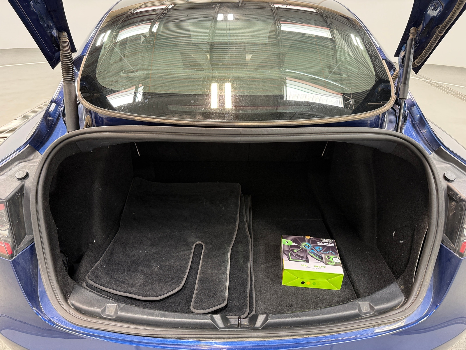 Thumbnail: 2023 Tesla Model 3 - 6