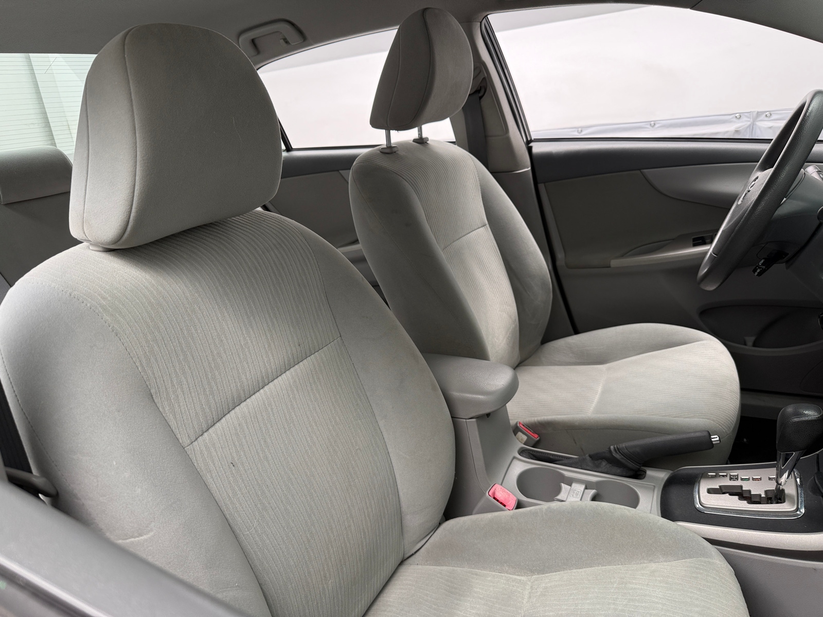 Thumbnail: 2010 Toyota Corolla - 2