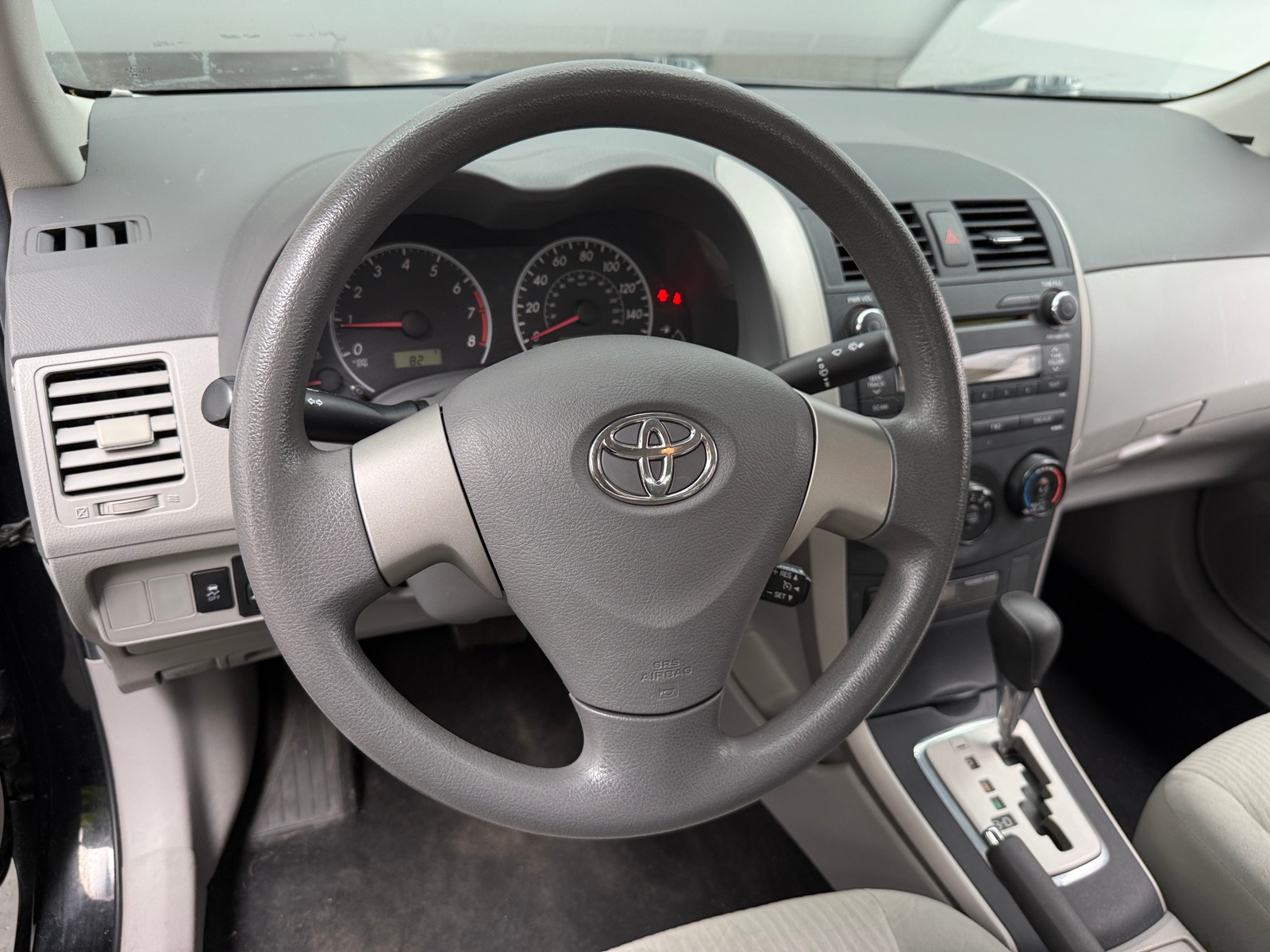 Thumbnail: 2010 Toyota Corolla - 5