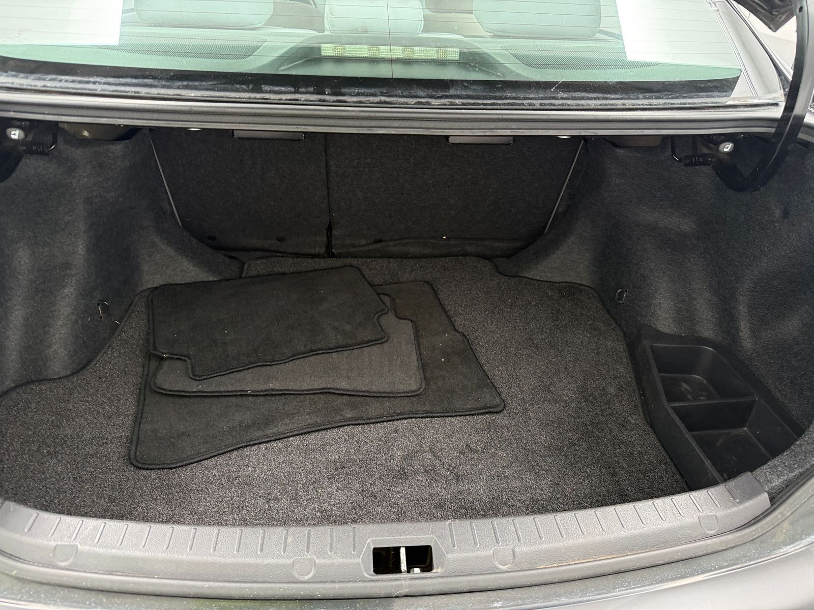Thumbnail: 2010 Toyota Corolla - 7
