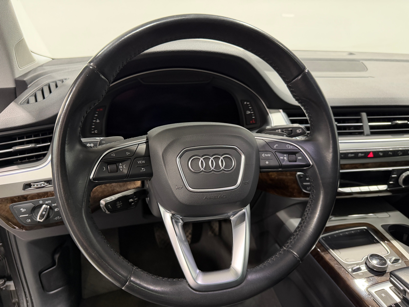 Thumbnail: 2019 Audi Q7 - 4