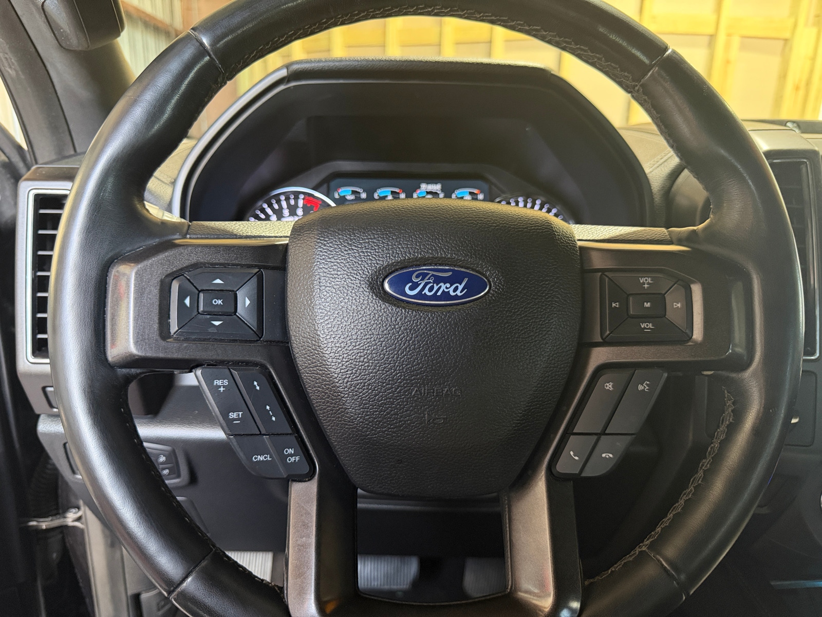 Thumbnail: 2021 Ford Expedition - 4