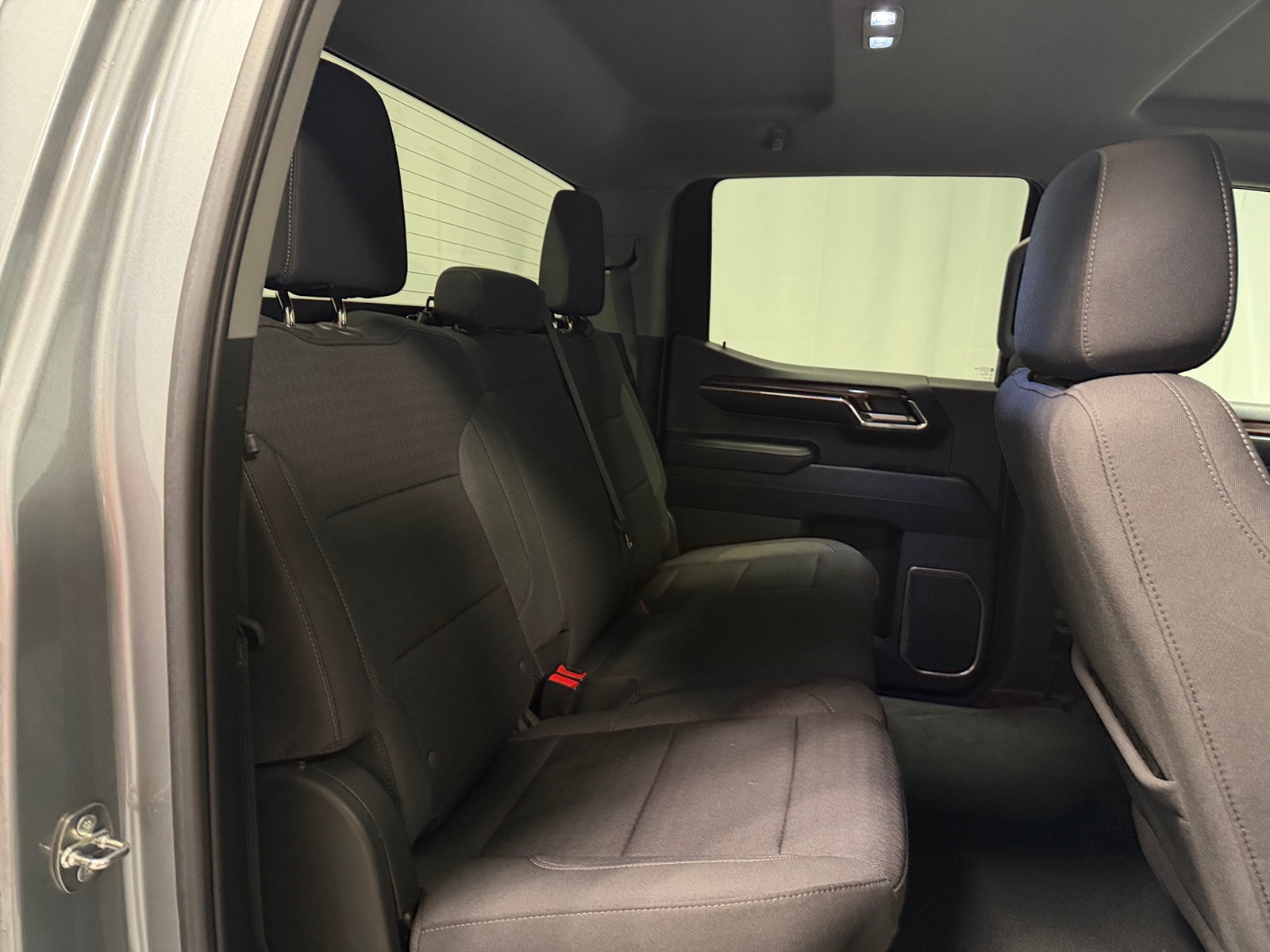 Thumbnail: 2023 Chevrolet Silverado 1500 - 6