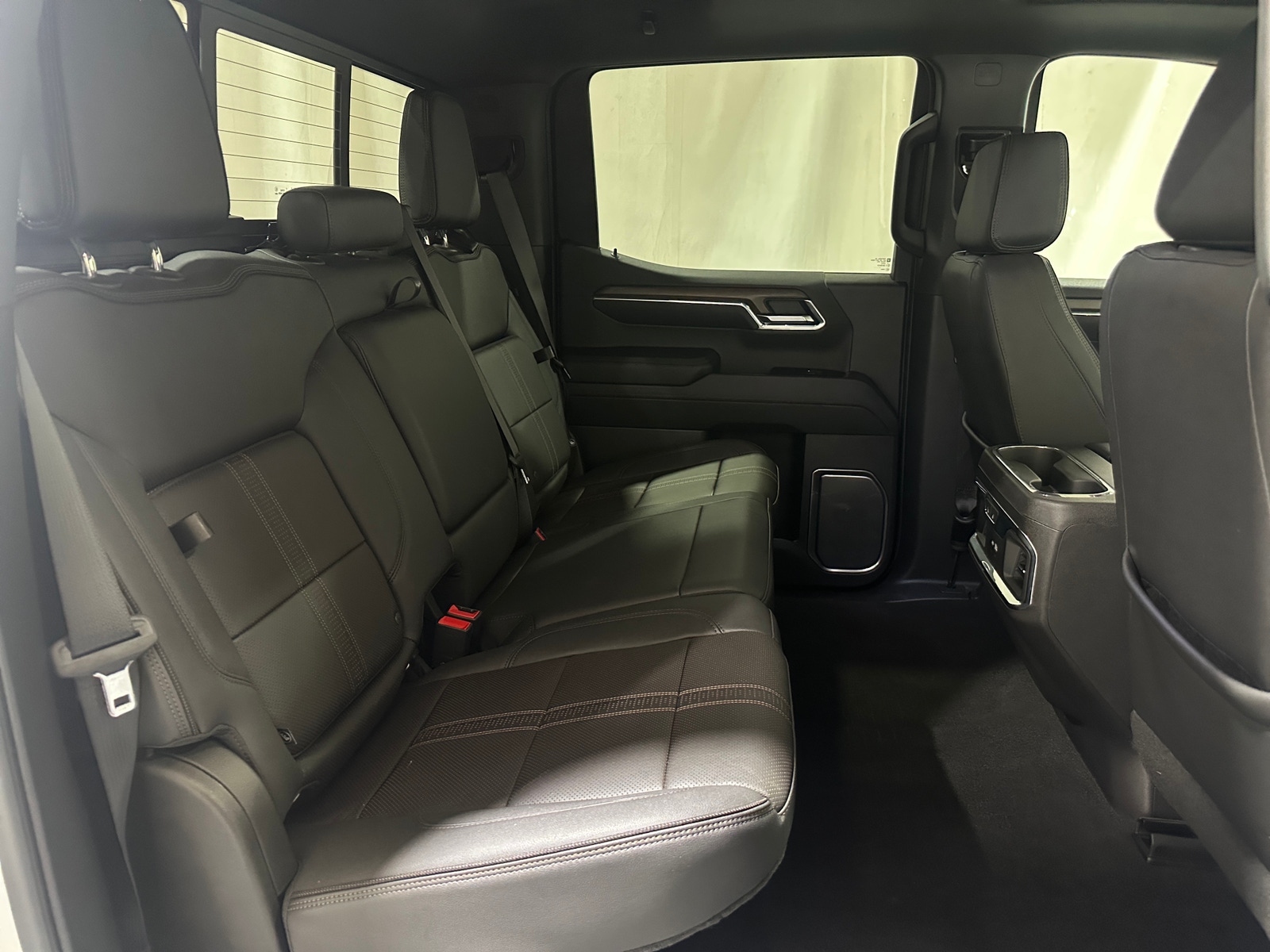 Thumbnail: 2023 Chevrolet Silverado 1500 - 5