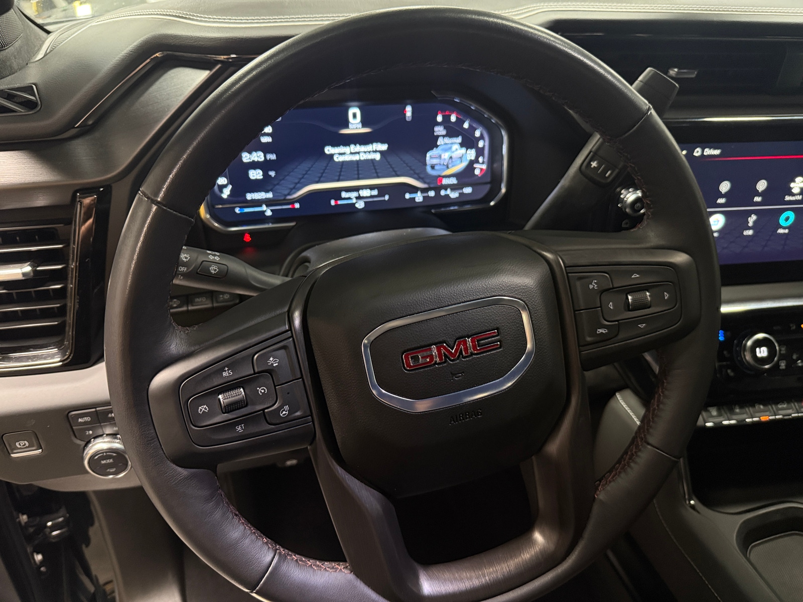 Thumbnail: 2024 GMC Sierra 2500 - 4