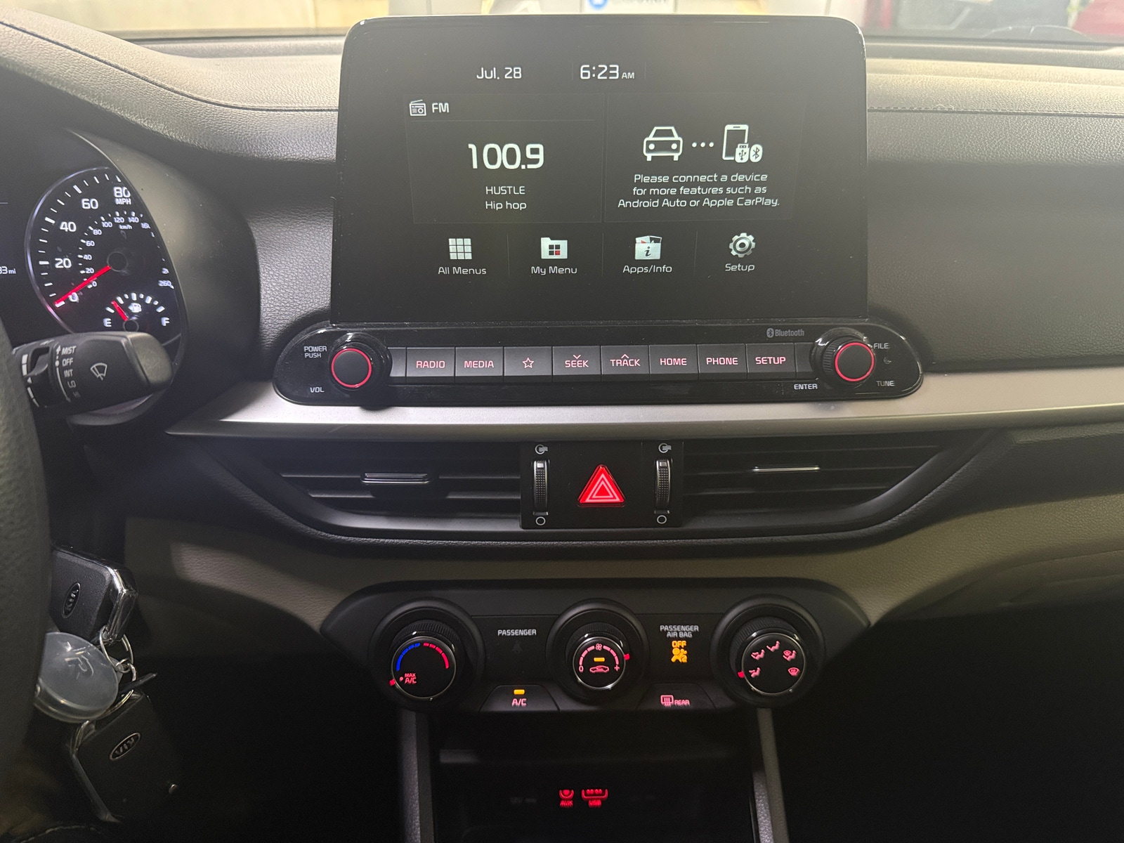 Thumbnail: 2021 Kia Forte - 4
