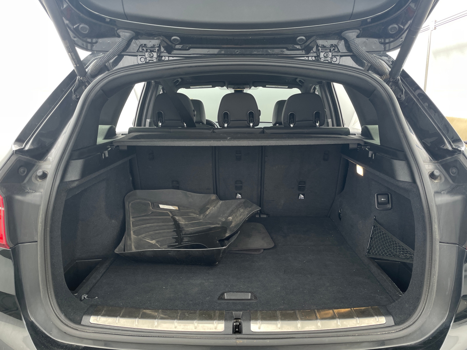 Thumbnail: 2018 BMW X1 - 6