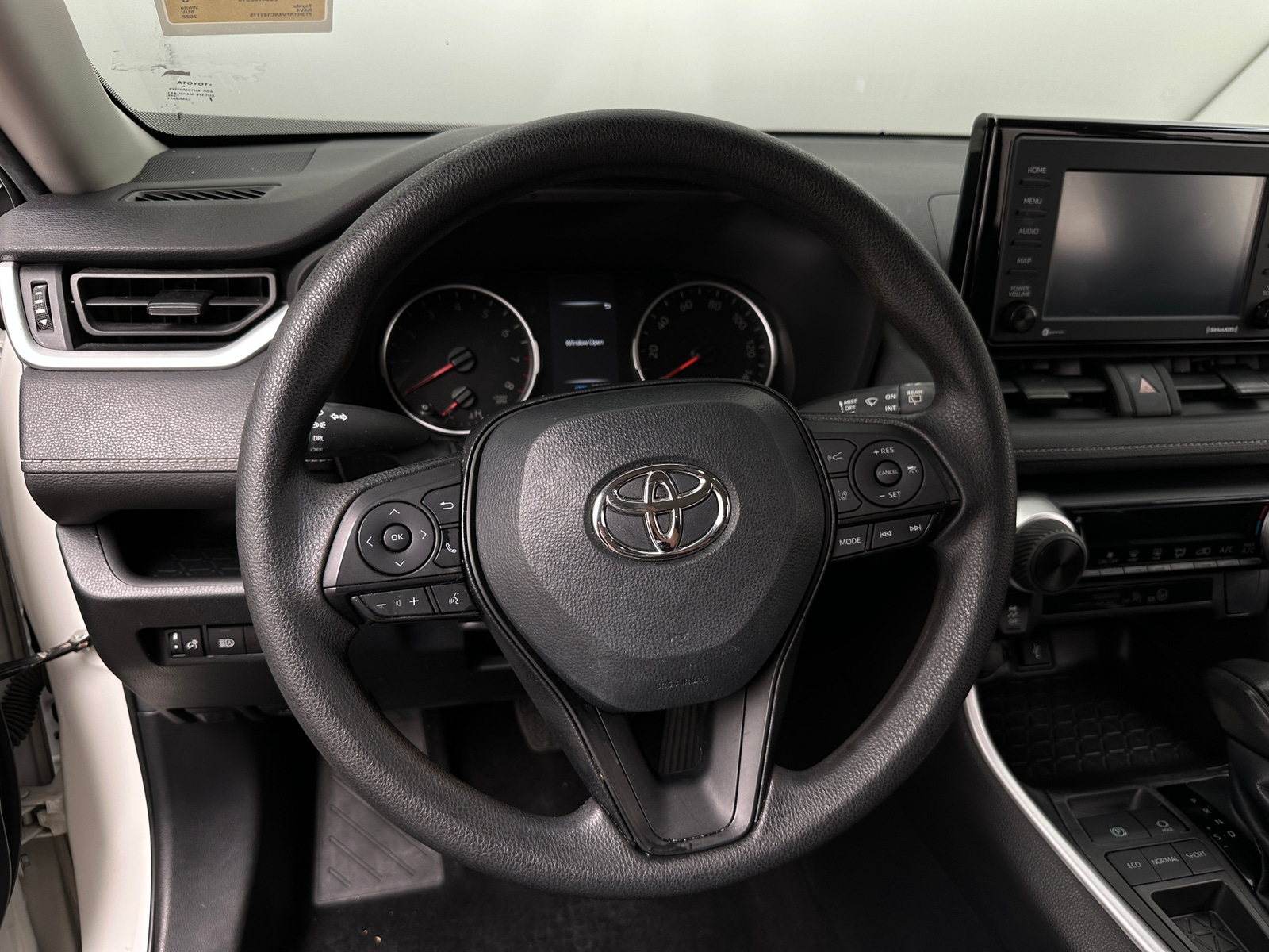 Thumbnail: 2022 Toyota RAV4 - 5