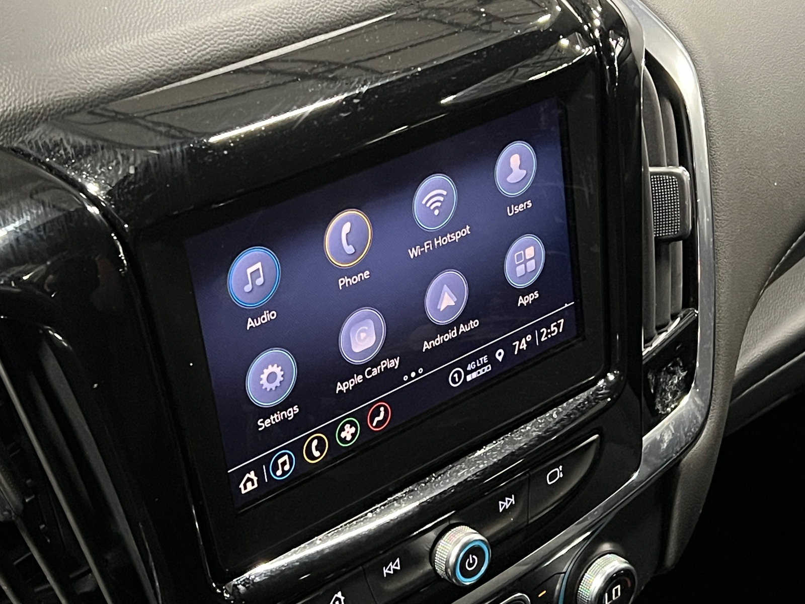 Thumbnail: 2023 Chevrolet Traverse - 4