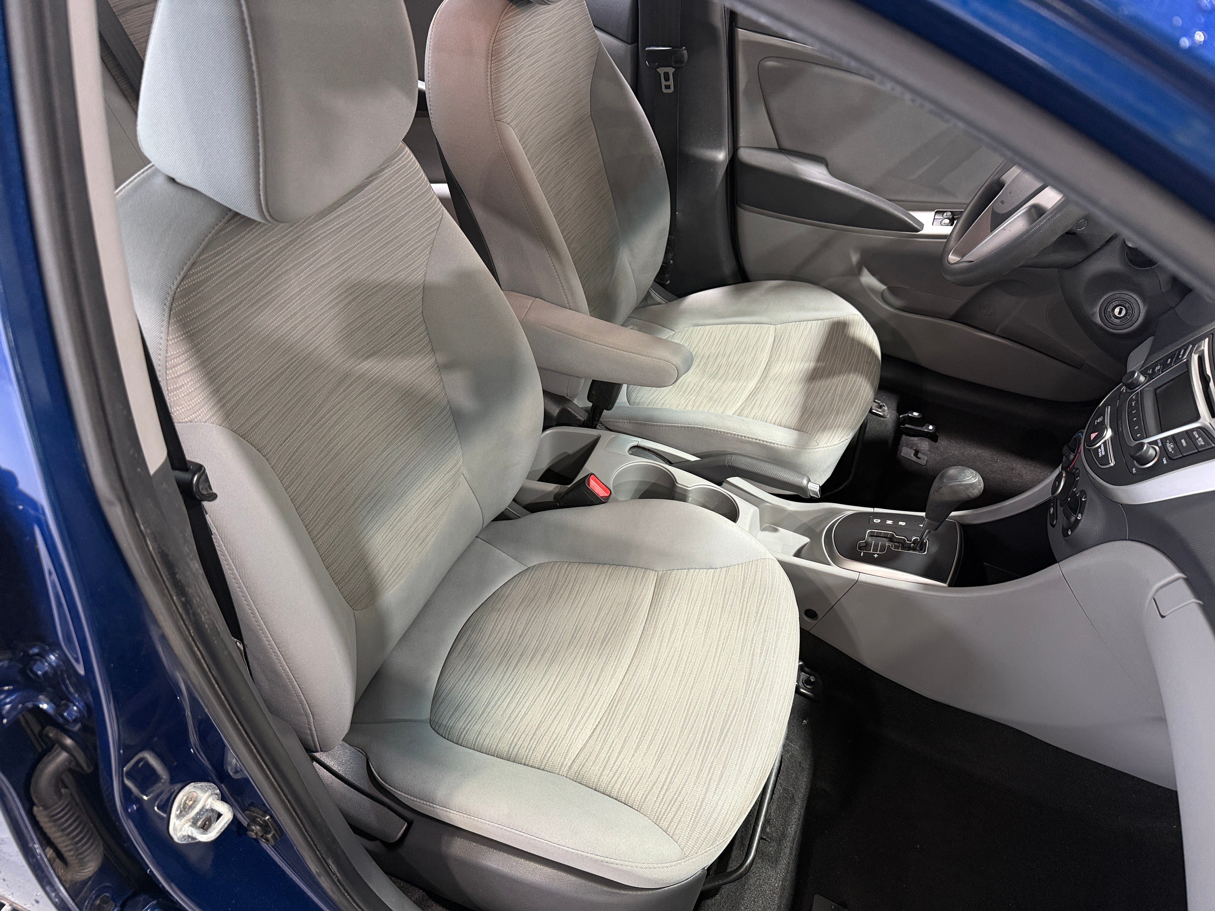 Used 2017 Hyundai Accent SE with VIN KMHCT4AE9HU329785 for sale in Pewaukee, WI