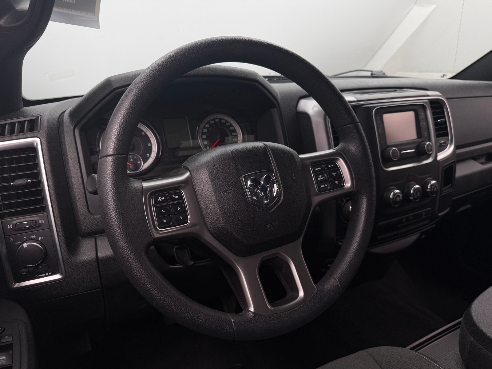 Thumbnail: 2024 RAM 1500 Classic - 5