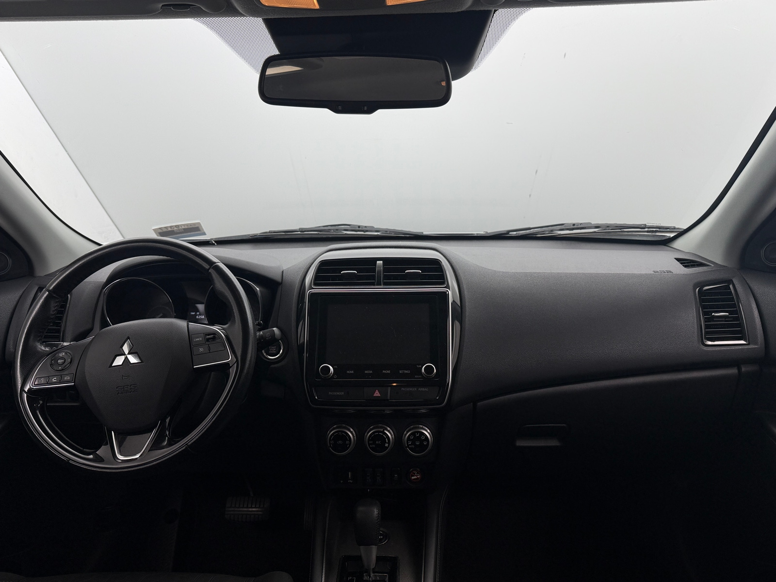 Thumbnail: 2021 Mitsubishi Outlander Sport - 3