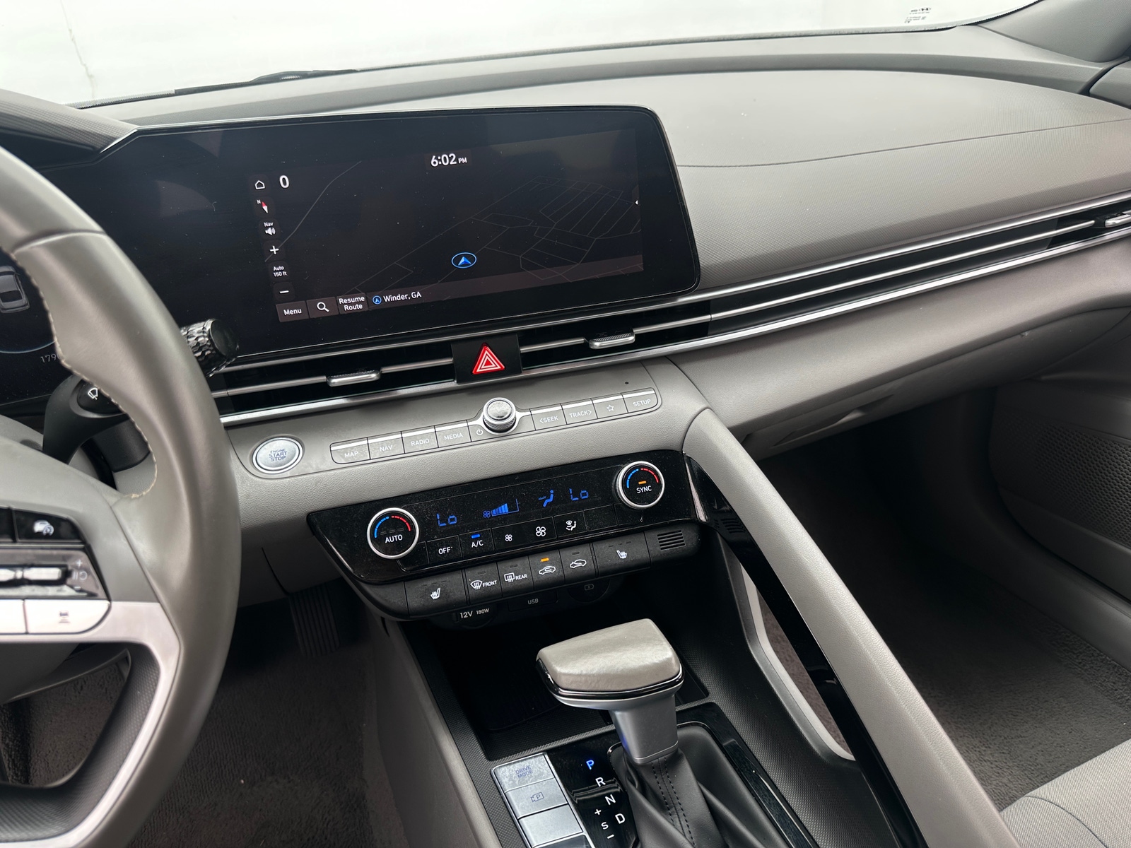 Thumbnail: 2025 Hyundai Elantra - 4