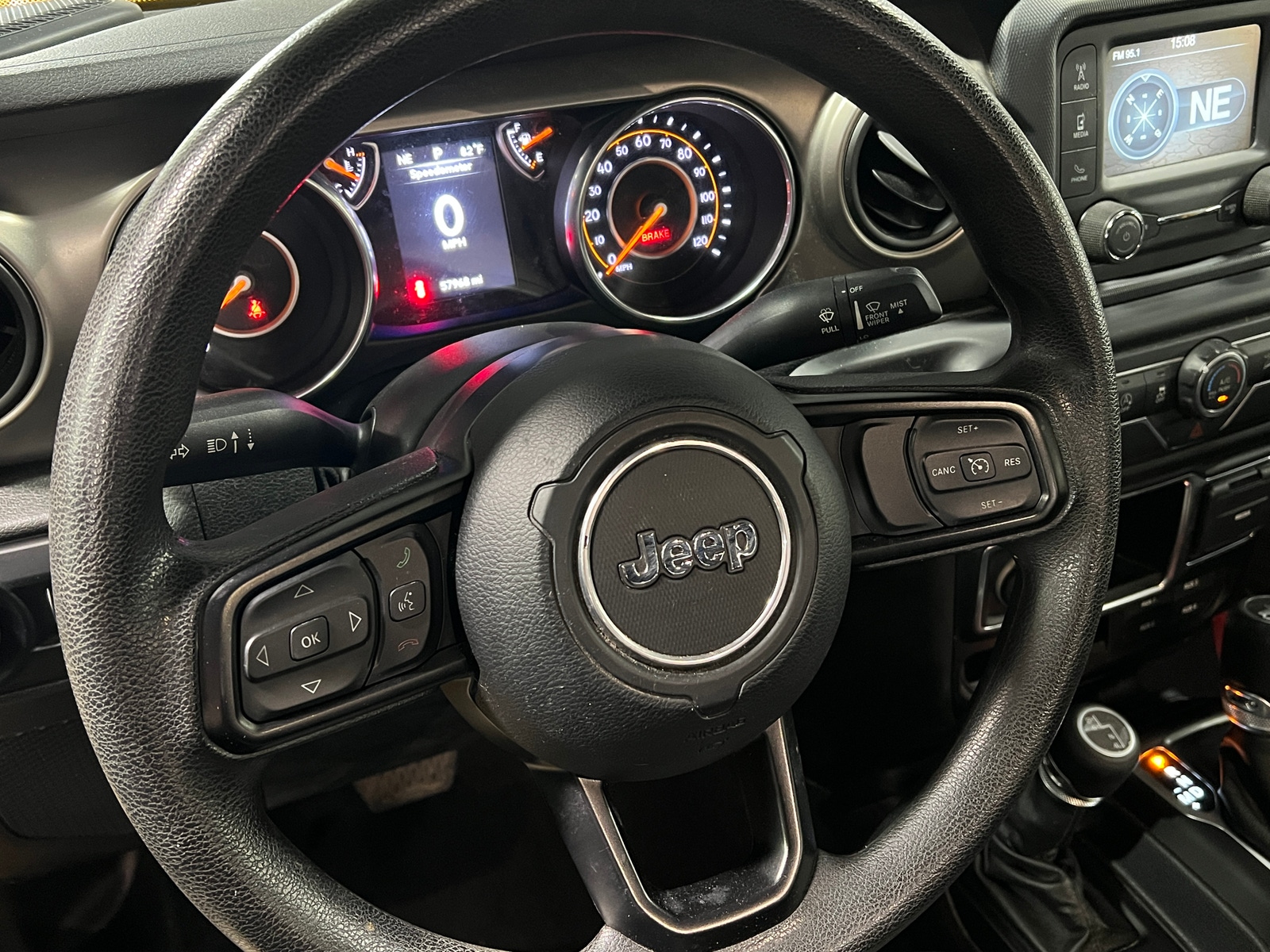 Thumbnail: 2019 Jeep Wrangler - 5