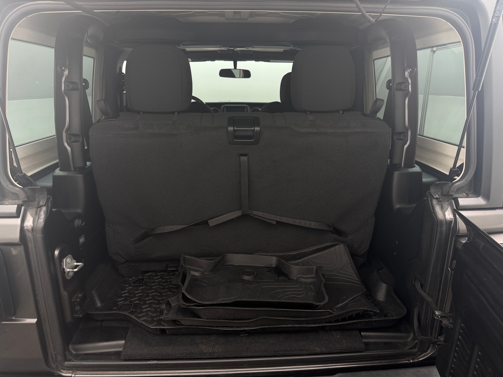 Thumbnail: 2020 Jeep Wrangler - 5