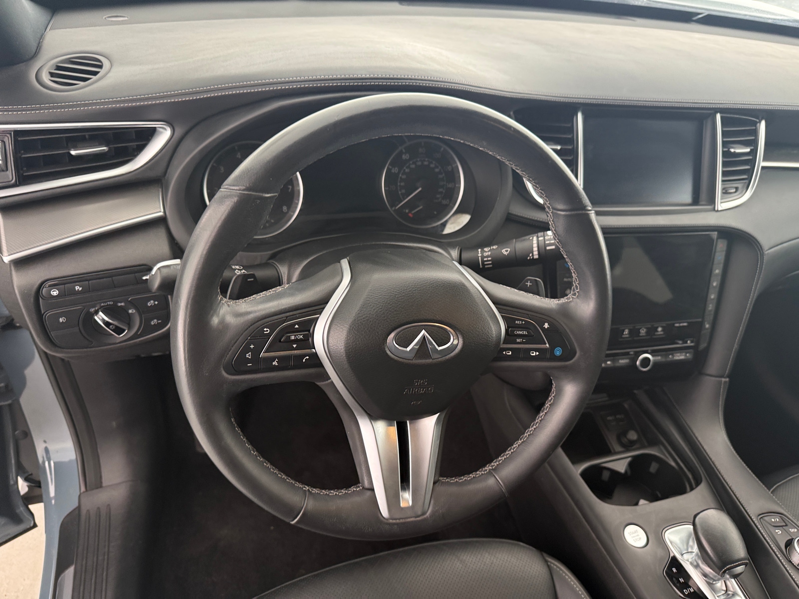 Thumbnail: 2023 INFINITI QX55 - 4