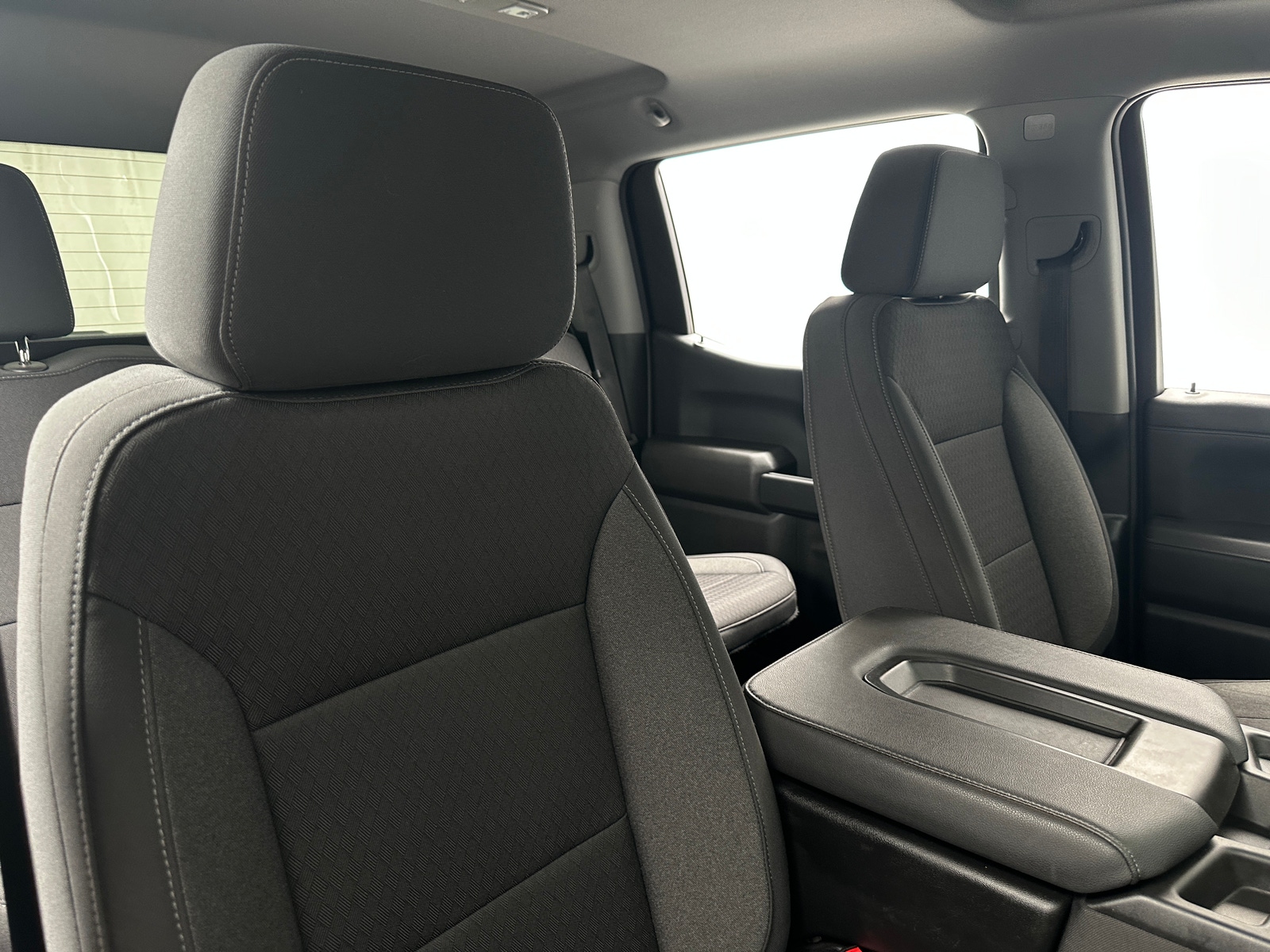 Thumbnail: 2022 Chevrolet Silverado 1500 - 2
