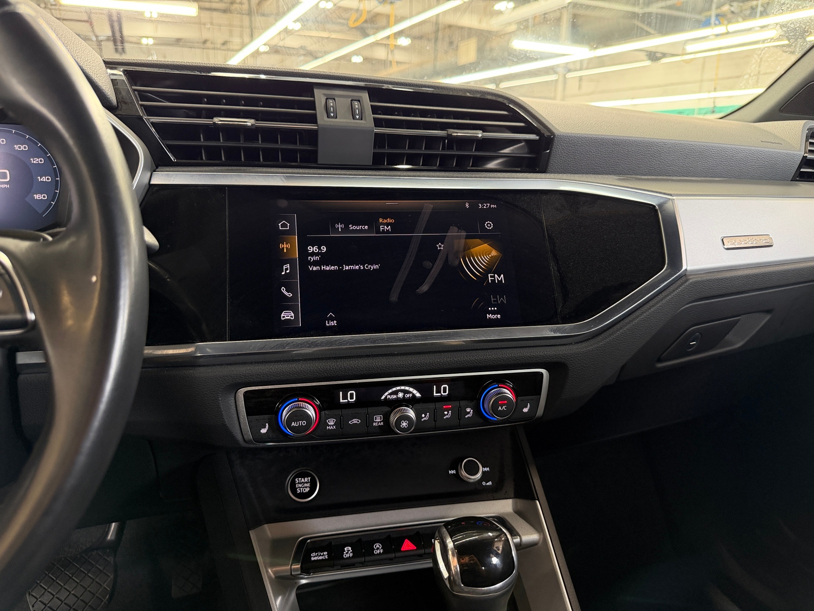 Thumbnail: 2021 Audi Q3 - 3