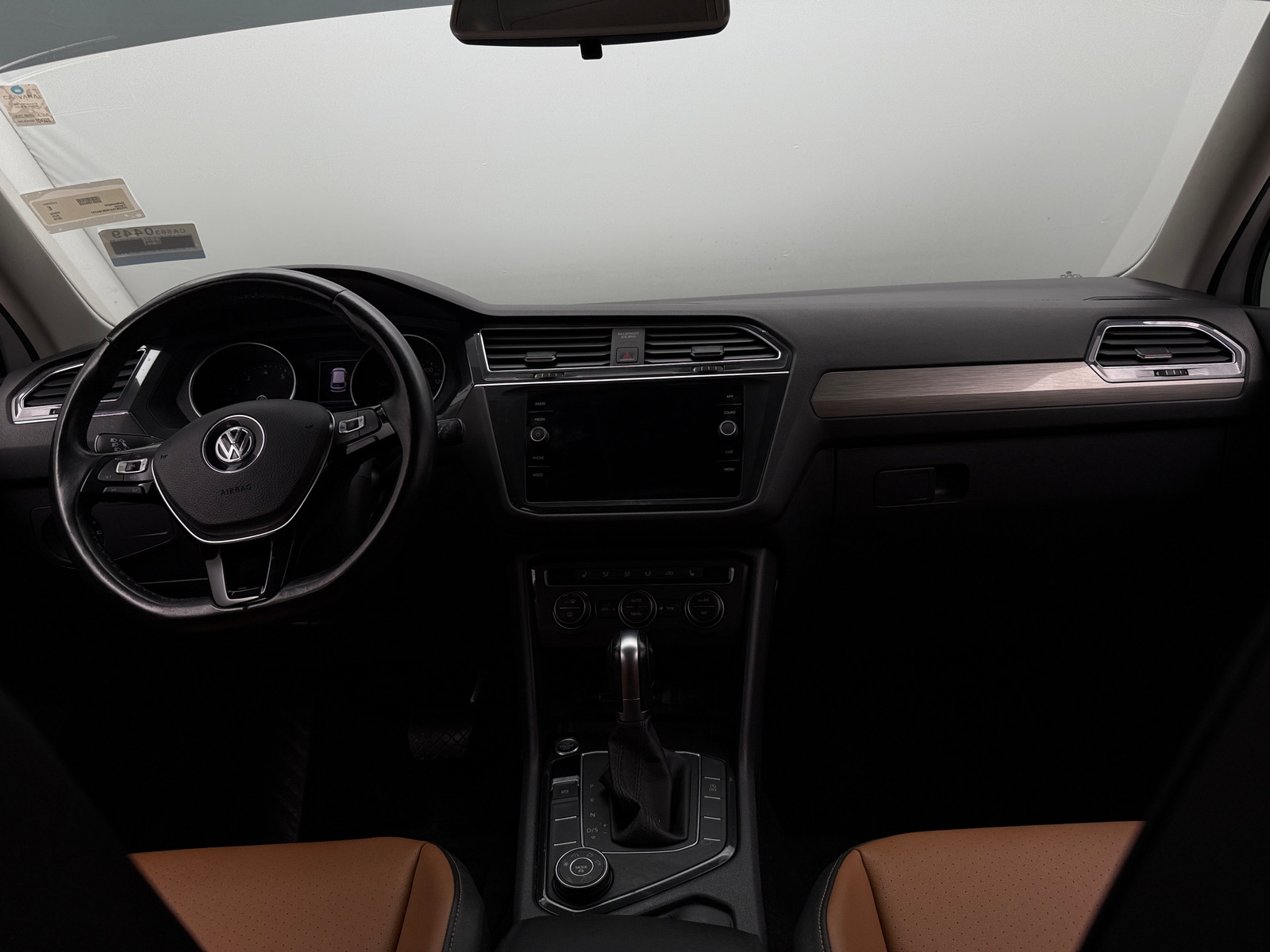 Thumbnail: 2019 Volkswagen Tiguan - 2