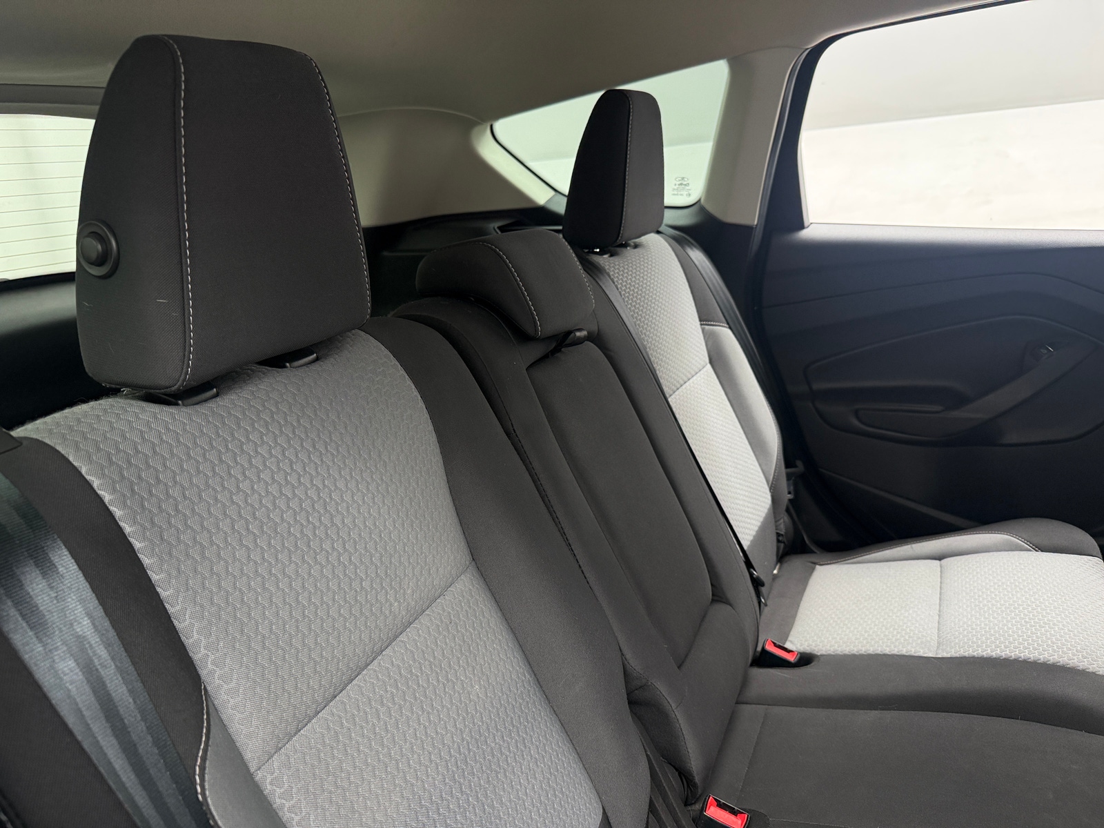 Thumbnail: 2019 Ford Escape - 6