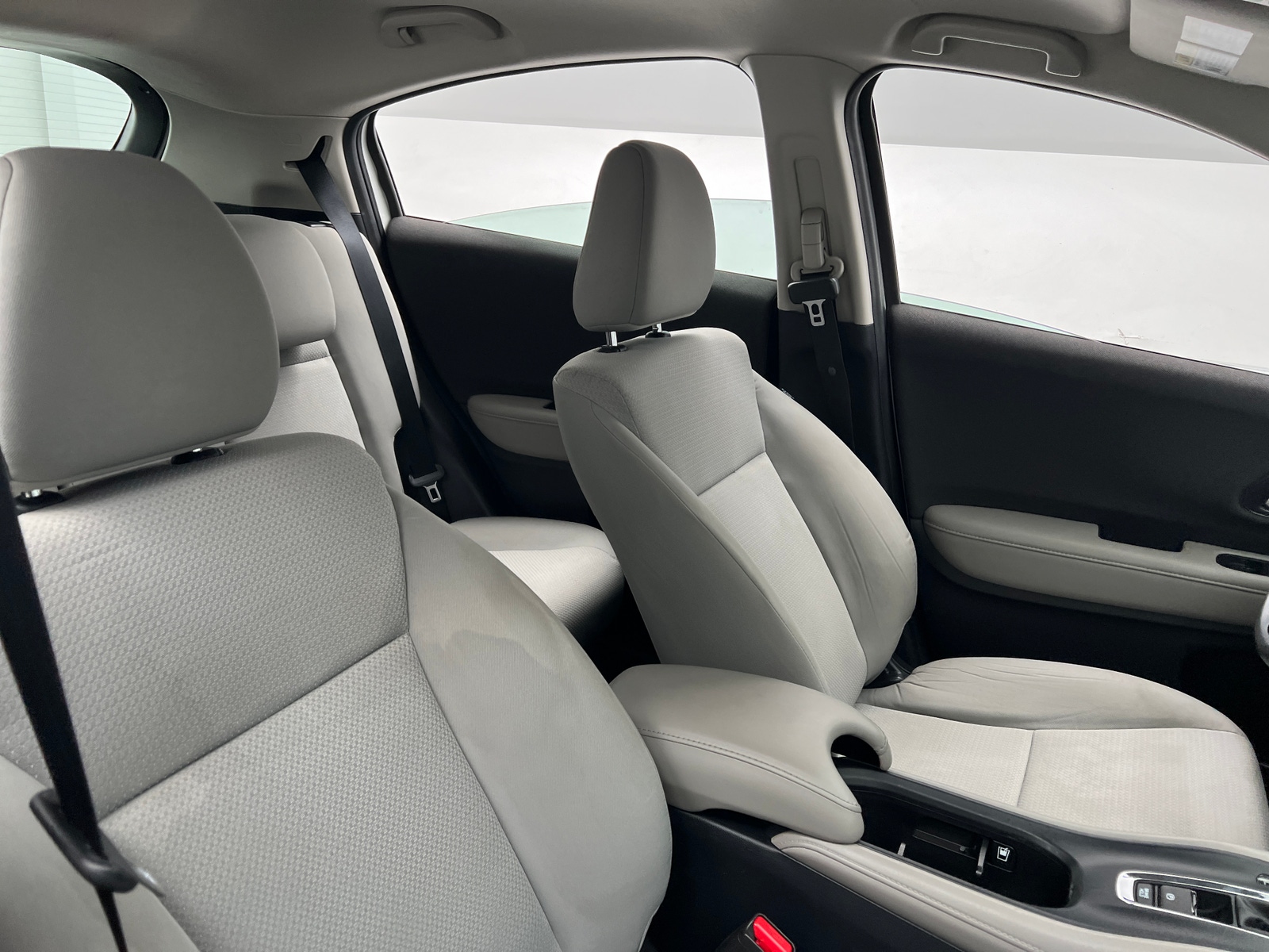 Thumbnail: 2020 Honda HR-V - 2
