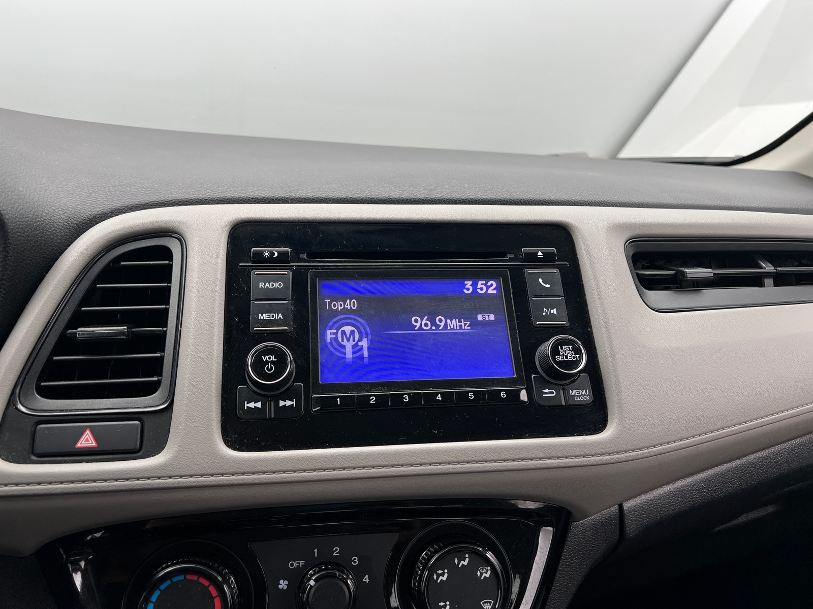 Thumbnail: 2020 Honda HR-V - 4