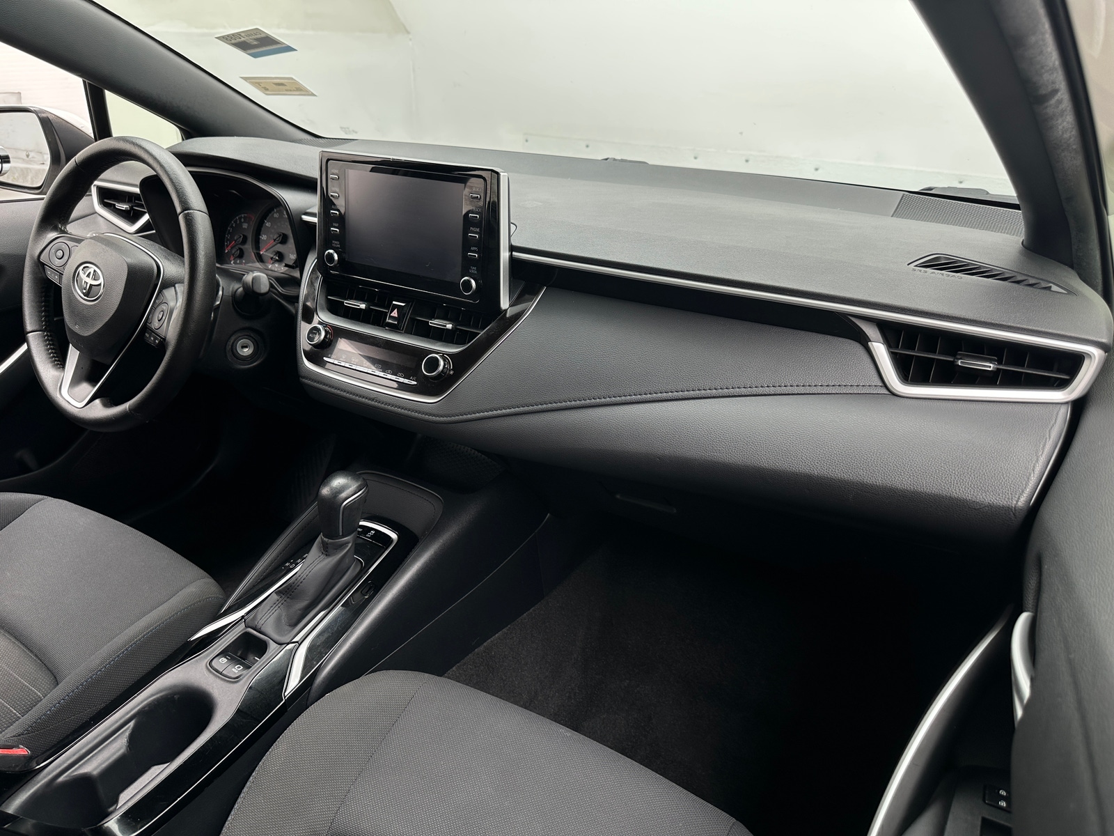 Thumbnail: 2020 Toyota Corolla - 3
