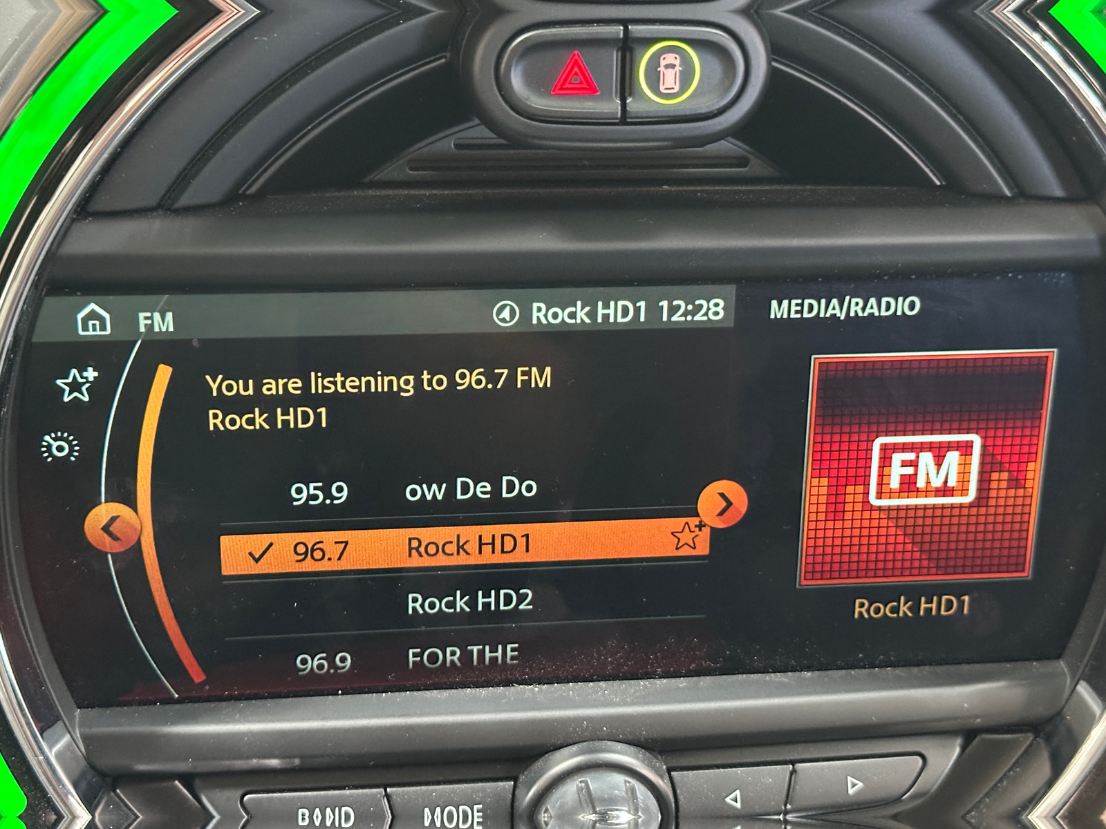 Thumbnail: 2019 MINI Cooper Countryman - 3