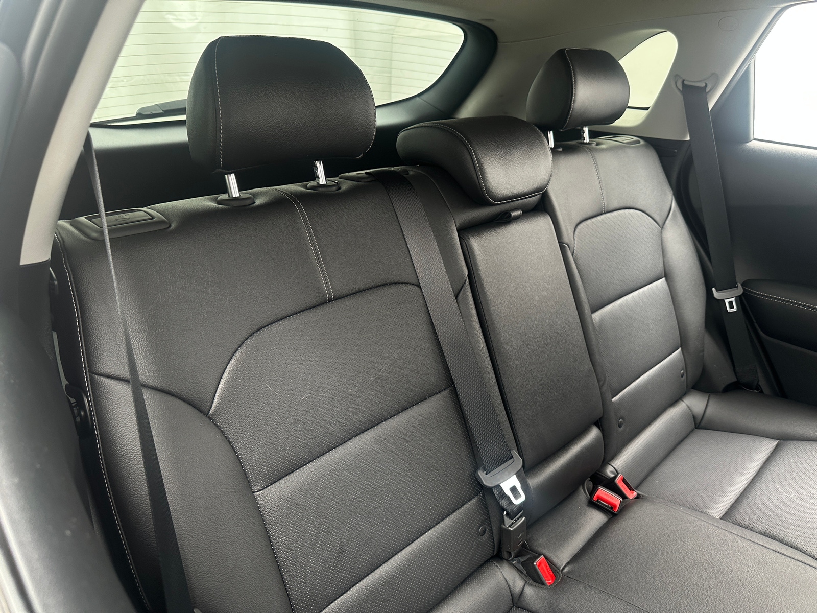 Thumbnail: 2020 Kia Niro - 5