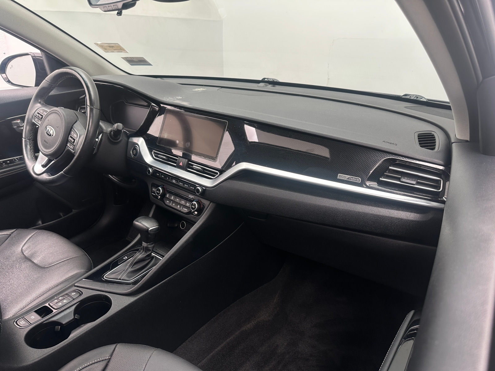 Thumbnail: 2020 Kia Niro - 2