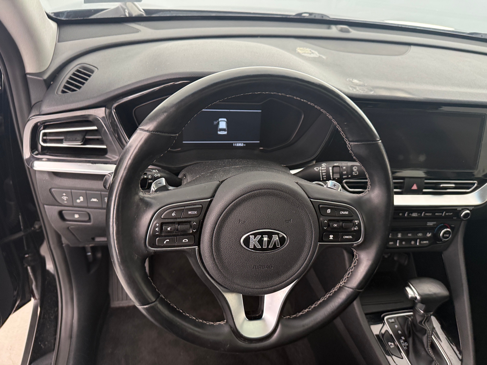 Thumbnail: 2020 Kia Niro - 4