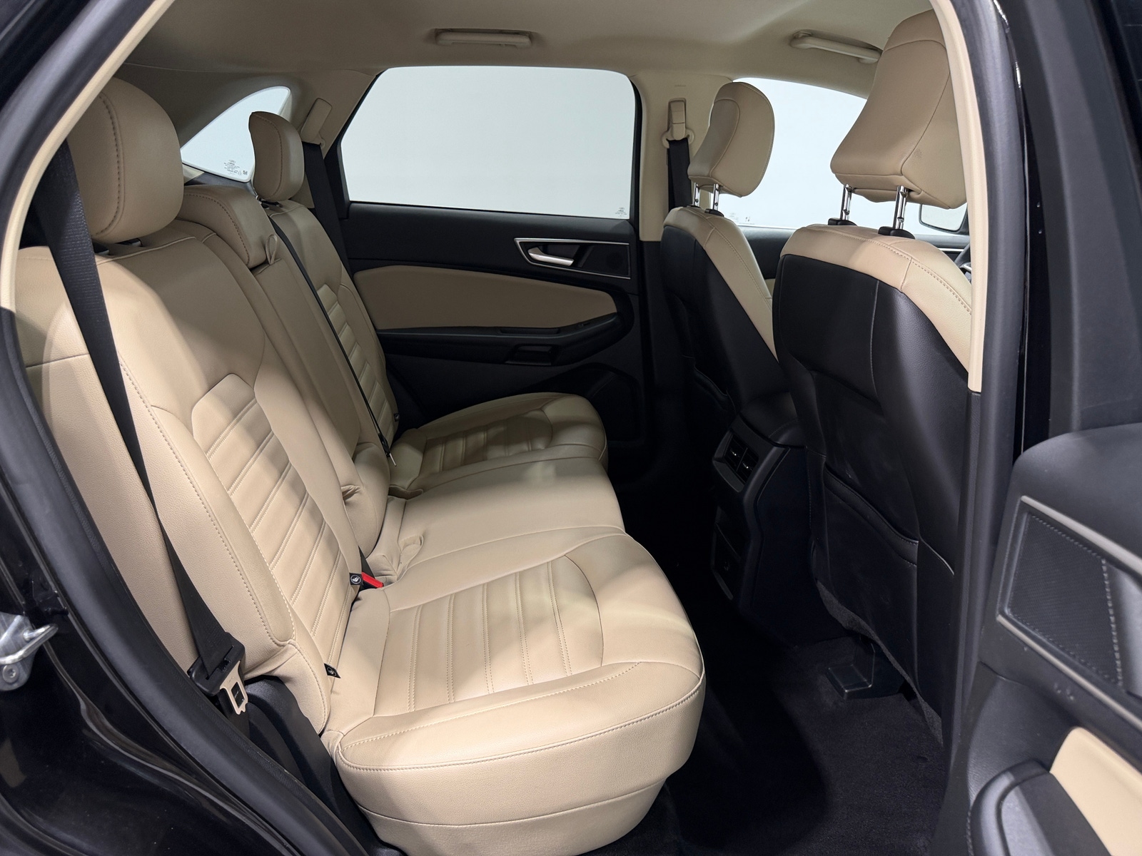 Thumbnail: 2022 Ford Edge - 5