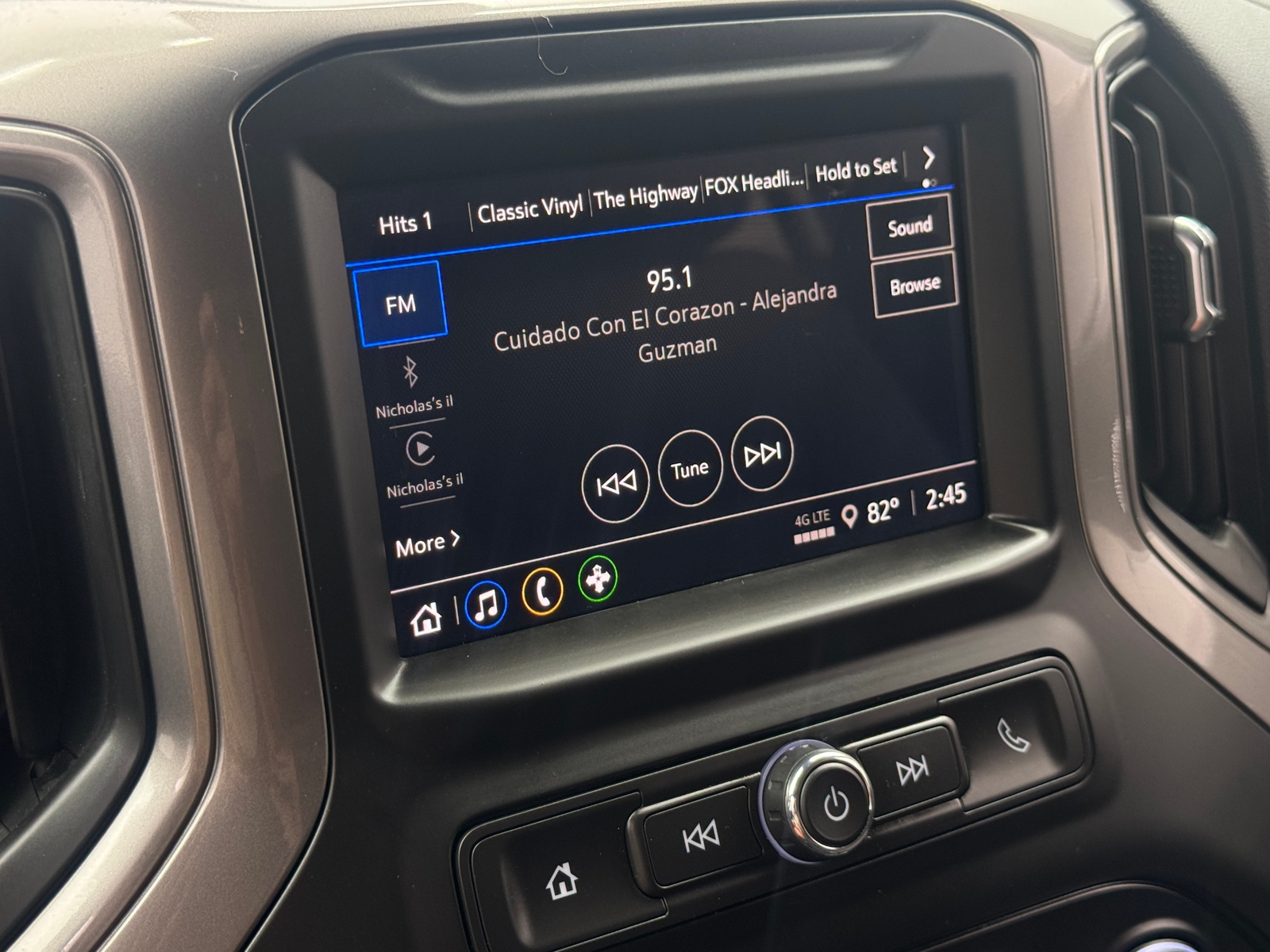 Thumbnail: 2026 Chevrolet Silverado 1500 - 4