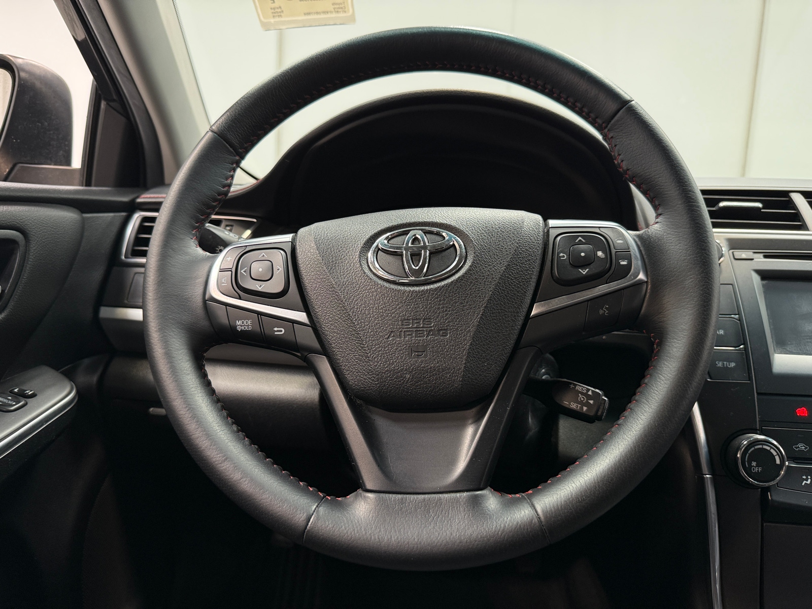 Thumbnail: 2015 Toyota Camry - 5