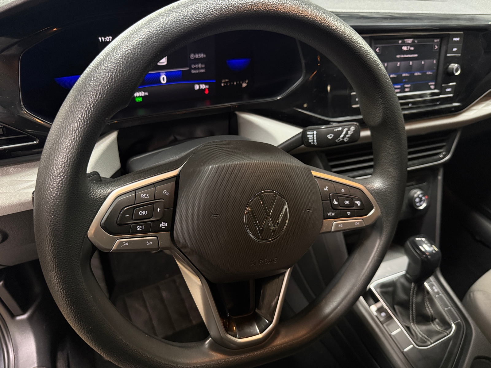 Thumbnail: 2022 Volkswagen Taos - 5