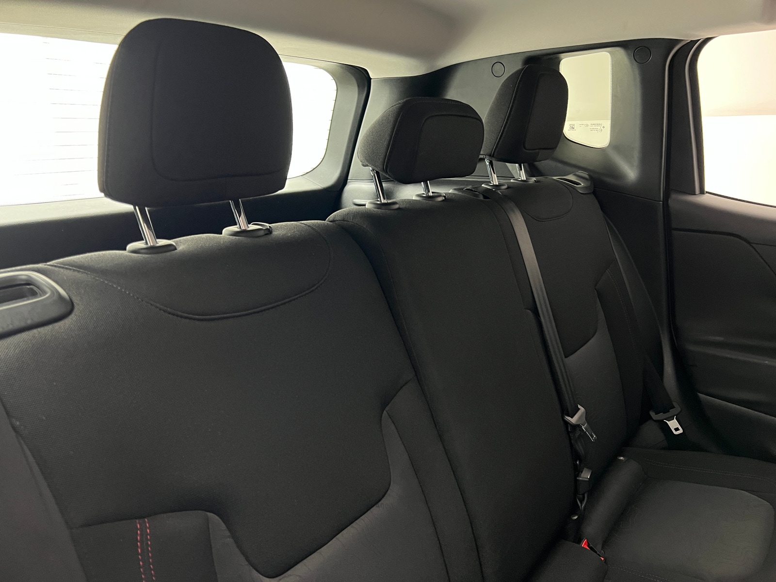 Thumbnail: 2016 Jeep Renegade - 6