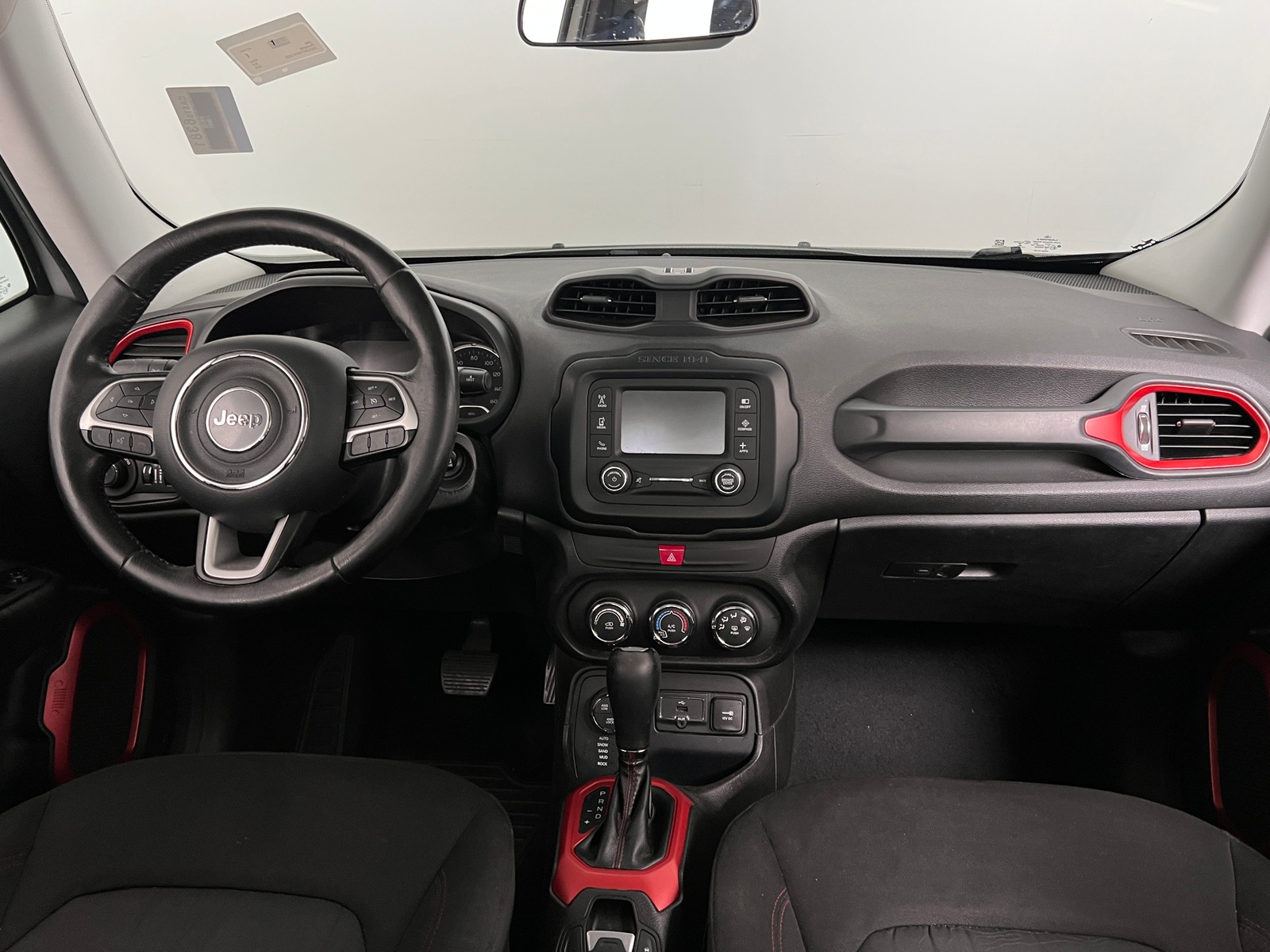 Thumbnail: 2016 Jeep Renegade - 3