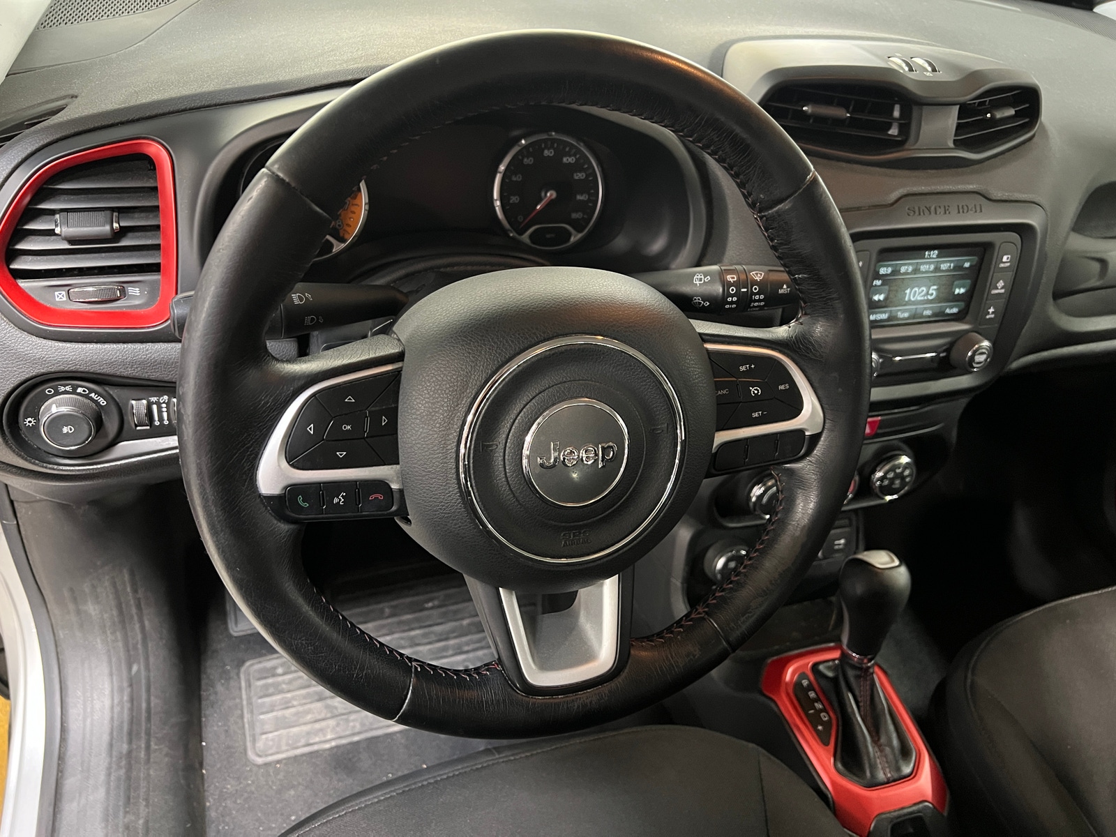 Thumbnail: 2016 Jeep Renegade - 5