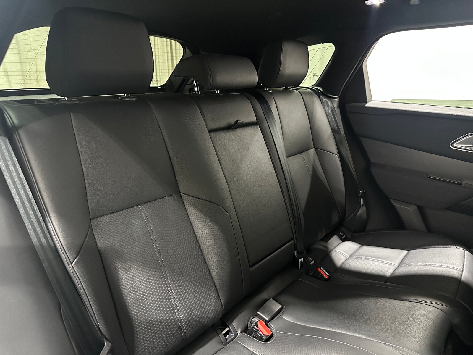 Thumbnail: 2025 Land Rover Range Rover Velar - 5