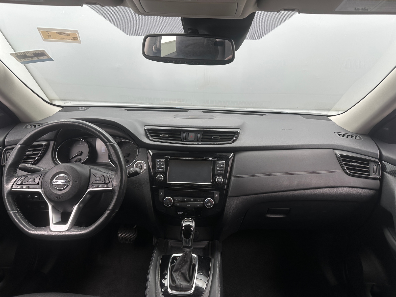 Thumbnail: 2017 Nissan Rogue - 2
