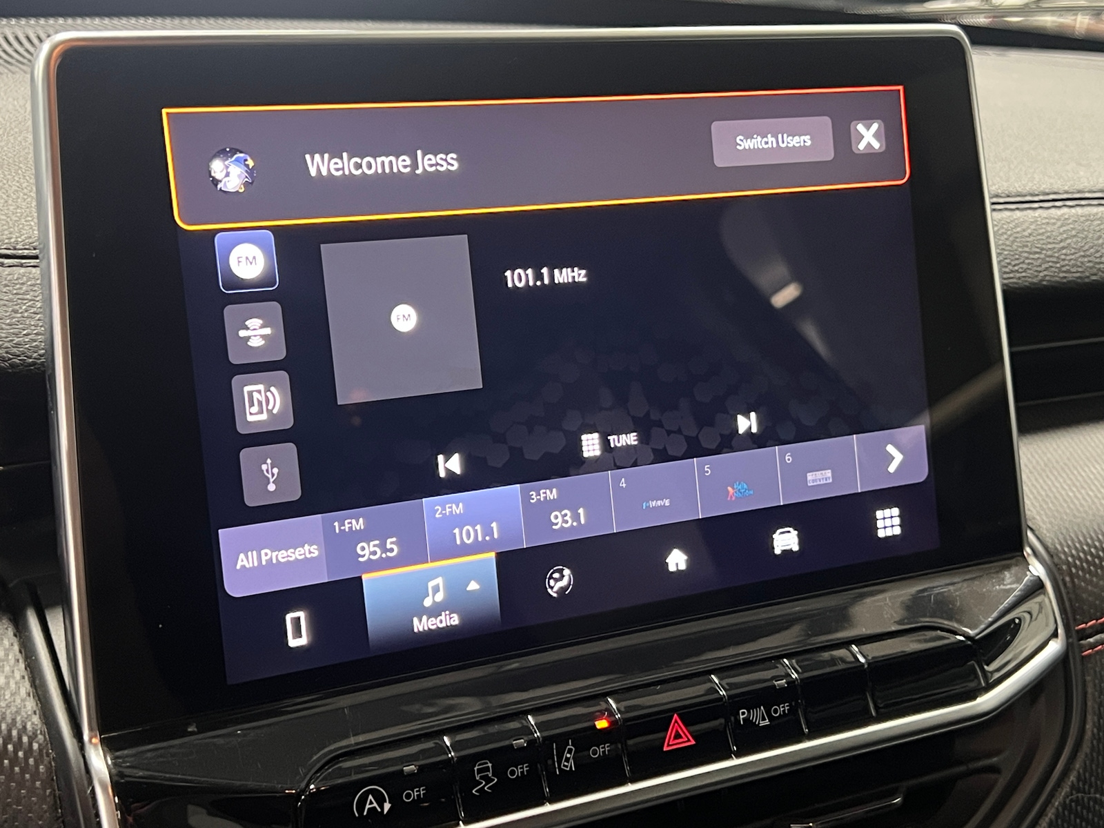 Thumbnail: 2023 Jeep Compass - 4